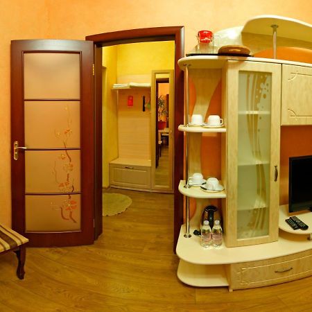 De Luxe Hotel Кмилник Екстериор снимка